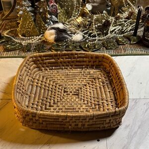 Handcrafted Woven Basket - Natural Brown, 70’s vintage